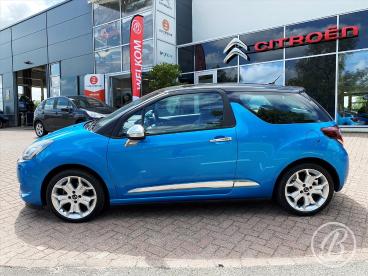 SPOTICAR Ds Ds 3 1.2 Turbo 110pk So Chic | Parkeersensoren, Navigat Tweedehands -  Benzine Blauw - Krimpen Aan Den Ijssel - 1200271199_2