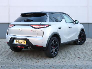SPOTICAR Ds Ds 3 Crossback 1.2 130pk Automaat Performance Line | Na Tweedehands -  Benzine Grijs - De Meern - 1200284656_3