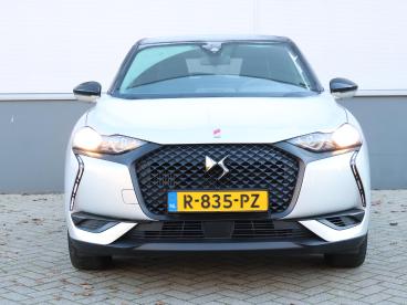 SPOTICAR Ds Ds 3 Crossback 1.2 130pk Automaat Performance Line | Na Tweedehands -  Benzine Grijs - De Meern - 1200284656_4