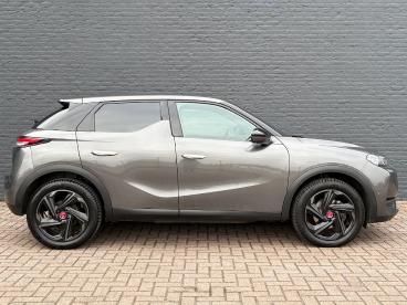 SPOTICAR Ds Ds 3 Crossback E-tense 136pk Performance Line+ I Soh 93 Tweedehands -  Elektrisch Grijs - Hengelo - 1200287372_5