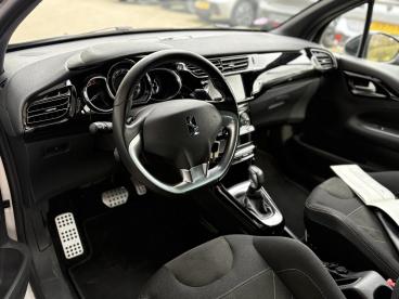 SPOTICAR Ds Ds 3 1.2t Automaat 110pk Cafe Racer | Hifi Audio | Acht Tweedehands -  Benzine Wit - Wirdum (fr) - 1200289742_5