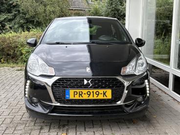 SPOTICAR Ds Ds 3 1.2t 110pk Business | Stoelverwarming | Achteruitr Tweedehands -  Benzine Zwart - Wirdum (fr) - 1200300855_2