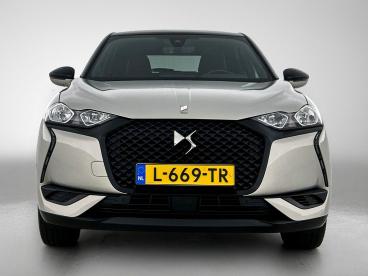 SPOTICAR Ds Ds 3 Crossback 136pk E-tense Performance Line 50 Kwh Au Tweedehands -  Elektrisch Grijs - Eindhoven - 1200301411_4
