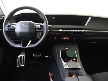 SPOTICAR Ds Ds 4 E-tense 225pk Performance Line Uitverkoop !!! Tweedehands - Hatchback Plugin Hybrid Grijs - S'gravenhage - 1200270775_5