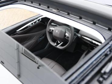 SPOTICAR Ds Ds 4 1.6 Phev 225pk Antoine De Saint Exupery | Schuif/k Tweedehands - Hatchback Plugin Hybrid Grijs - De Meern - 1200276013_5