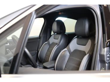 SPOTICAR Ds Ds 4 Crossback E-thp 165 Chic Automaat-6 Alcantara | Ca Tweedehands - Hatchback Benzine Grijs - 's-gravenzande - 1200282715_3