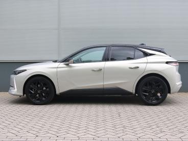 SPOTICAR Ds Ds 4 1.2 130pk Automaat Performance Line | Camera | Nav Tweedehands - Hatchback Benzine Grijs - De Meern - 1200295589_2