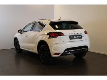 SPOTICAR Ds Ds 4 Crossback Pt 130 Business Camera | 17" | Dodehoek Tweedehands - Hatchback Benzine Wit - 's-gravenzande - 1200300353_2