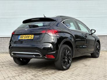 SPOTICAR Ds Ds 4 Crossback 1.2 130 Pk Business | Cruise Control | N Tweedehands - Hatchback Benzine Zwart - Doetinchem - 1200303367_5