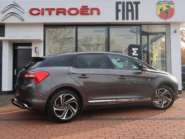 SPOTICAR Ds Ds 5 Thp 165pk Eat6 Automaat S&s Performance Line, Rijk Tweedehands - Hatchback Benzine Grijs - Ommen - 1200292396_4