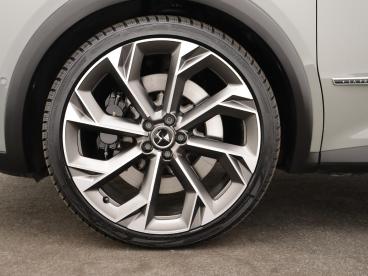 SPOTICAR Ds Ds 7 Crossback E-tense 360pk Awd La Premiere/opera | Rijklaar | S Tweedehands - Suv Plugin Hybrid Grijs - Breda - 1200264370_5