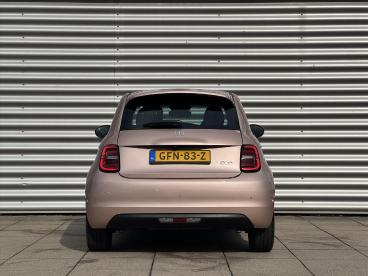 SPOTICAR Fiat 500 42kwh 118pk Aut La Prima | Achteruitrijcamera | Cr Tweedehands - Stadsauto Elektrisch Roze - Velp - 1200275054_5