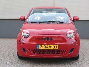 SPOTICAR Fiat 500 Red 24 Kwh | Cruise Control | Bluetooth | Digitale Tweedehands - Stadsauto Elektrisch Rood - Eindhoven - 1200277826_3