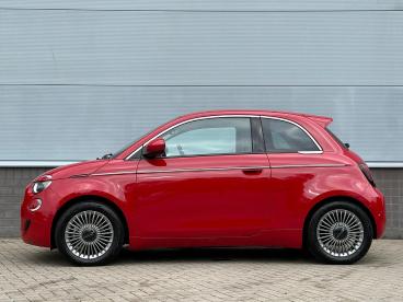 SPOTICAR Fiat 500 42kwh 118pk Aut Urban I Pack Comfort I Camera | Ai Tweedehands - Stadsauto Elektrisch Rood - Doetinchem - 1200279532_3