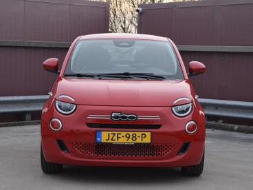 SPOTICAR Fiat 500 Hybrid Torino Launch Edition | Clima | Carplay | P Tweedehands - Stadsauto Hybride Rood - Alphen Aan Den Rijn - 1200288494_4