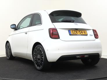 SPOTICAR Fiat 500 3+1 La Prima 42 Kwh | Navigatie | Parkeerhulp V&a Tweedehands - Stadsauto Elektrisch Wit - Naaldwijk - 1200288767_4