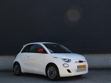 SPOTICAR Fiat 500 24kwh 95pk Red I Pack Comfort I Pack Style I Navig Tweedehands - Stadsauto Elektrisch Wit - Venlo - 1200292354_3