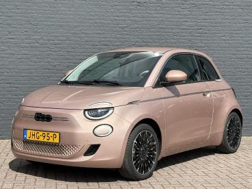SPOTICAR Fiat 500 3+1 La Prima 42 Kwh | Adaptive Cruise Control | Ke Tweedehands - Stadsauto Elektrisch Rood - Hengelo - 1200293551_1