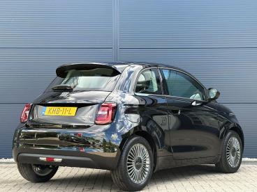 SPOTICAR Fiat 500 1.0 Hybrid Torino Launch Edition | Climate Control Tweedehands - Stadsauto Benzine Zwart - Nijmegen - 1200293845_5