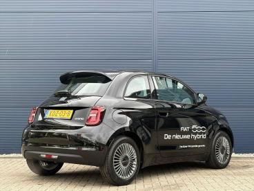 SPOTICAR Fiat 500 1.0 Hybrid 65pk Torino Launch Edition | Climate Co Tweedehands - Stadsauto Benzine Zwart - Nijmegen - 1200295147_5