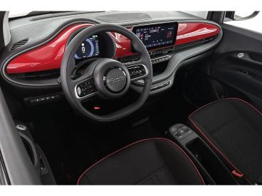 SPOTICAR Fiat 500 Red 42 Kwh 2+6 Jaar Garantie | Carplay | Airco Tweedehands - Stadsauto Elektrisch Zwart - Almere - 1200296843_5