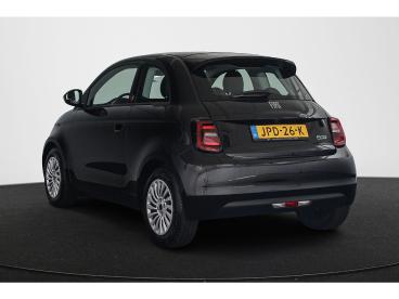 SPOTICAR Fiat 500 Red 42 Kwh / Carplay / Airco / 2+6 Jaar Garantie. Tweedehands - Stadsauto Elektrisch Zwart - Amsterdam - 1200296900_4