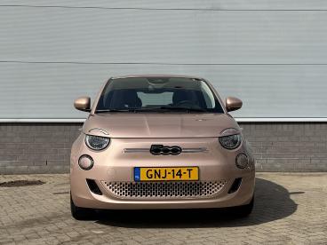 SPOTICAR Fiat 500 Urban 42 Kwh | 1e Eigenaar | Camera | Cruise Contr Tweedehands - Stadsauto Elektrisch Rood - Doetinchem - 1200297105_2