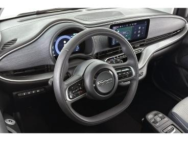 SPOTICAR Fiat 500 3+1 Icon 42 Kwh Panoramadak Apple Carplay Camera 1 Tweedehands - Stadsauto Elektrisch Groen - Amsterdam - 1200299544_5