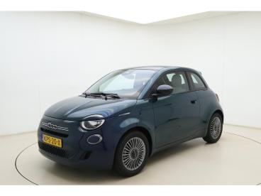 SPOTICAR Fiat 500  Tweedehands - Stadsauto Benzine Groen - Leeuwarden - 1200300081_1