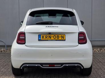 SPOTICAR Fiat 500 Abarth Turismo 42 Kwh Navigatie | Parkeercamera | Tweedehands - Stadsauto Elektrisch Wit - Zutphen - 1200300856_5