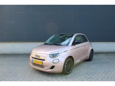 SPOTICAR Fiat 500 1.0 Hybrid La Prima Tweedehands - Stadsauto Benzine Rood - Venlo - 1200301369_1