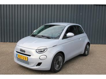 SPOTICAR Fiat 500 1.0 Hybrid Torino Launch Edition Tweedehands - Stadsauto Benzine Wit - Ruurlo - 1200302372_1