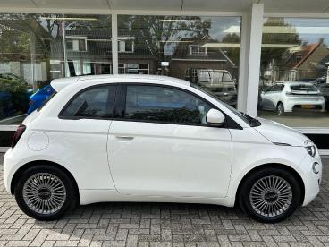 SPOTICAR Fiat 500 Urban 42 Kwh | 322 Wltp Range | Cruise Control | A Tweedehands - Stadsauto Elektrisch Wit - Wirdum (fr) - 1200303020_2