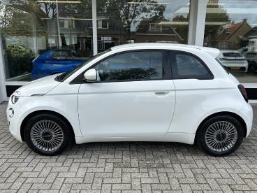 SPOTICAR Fiat 500 Urban 42 Kwh | 322 Wltp Range | Cruise Control | A Tweedehands - Stadsauto Elektrisch Wit - Wirdum (fr) - 1200303020_3