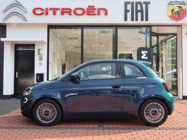 SPOTICAR Fiat 500 1.0 Hybrid 65pk Torino Launch Edition, Rijklaarpri Tweedehands - Stadsauto Benzine Groen - Ommen - 1200303592_2