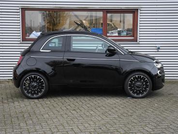 SPOTICAR Fiat 500 E C La Prima 42kwh 118pk Automaat Fiat 500 C La Prim Tweedehands - Stadsauto Elektrisch Zwart - Sittard - 1200270932_4