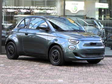 SPOTICAR Fiat 500 E Giorgio Armani Edition 42 Kwh Voorraad Korting Tweedehands - Stadsauto Elektrisch Groen - Tiel - 1200286909_1