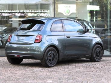 SPOTICAR Fiat 500 E Giorgio Armani Edition 42 Kwh Voorraad Korting Tweedehands - Stadsauto Elektrisch Groen - Tiel - 1200286909_5