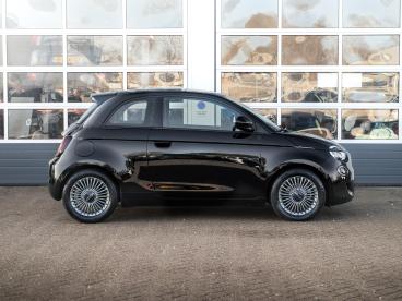 SPOTICAR Fiat 500 E Icon 42 Kwh | Soh 96,4% | Carplay | Navigatie | Cl Tweedehands - Stadsauto Elektrisch Zwart - Waddinxveen - 1200287987_4