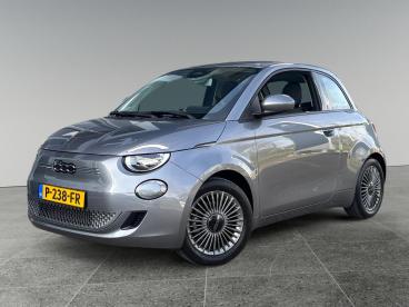 SPOTICAR Fiat 500 E Icon Ev 42kwh 118pk Automaat | 93% Soh | Clima | N Tweedehands - Stadsauto Elektrisch Grijs - Dordrecht - 1200290893_1