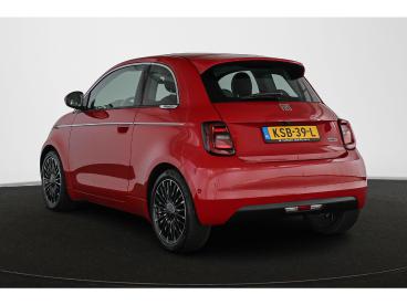 SPOTICAR Fiat 500 E La Prima 42 Kwh Pano Leder Stoelverwarming Jbl Cam Tweedehands - Stadsauto Elektrisch Rood - Mijdrecht - 1200301972_4
