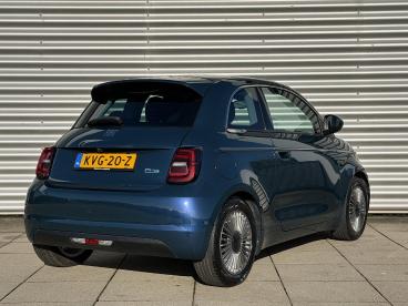 SPOTICAR Fiat 500 E La Prima 42 Kwh Soh 96% | Cruise Control | Stoelve Tweedehands - Stadsauto Elektrisch Groen - Velp - 1200303601_4