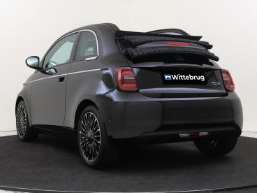 SPOTICAR Fiat 500 500c La Prima 42 Kwh Full Options !!! Leder +  Stoelver Tweedehands - Stadsauto Elektrisch Zwart - Den Haag - 1200290828_3
