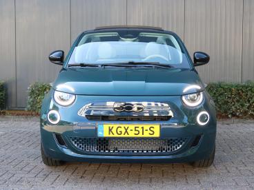 SPOTICAR Fiat 500 500c 1.0 Hybrid La Prima Cabrio | Navigatie | Achteruit Tweedehands - Stadsauto Hybride Groen - Baarn - 1200299931_2
