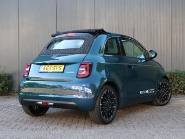 SPOTICAR Fiat 500 500c 1.0 Hybrid La Prima Cabrio | Navigatie | Achteruit Tweedehands - Stadsauto Hybride Groen - Baarn - 1200299931_5