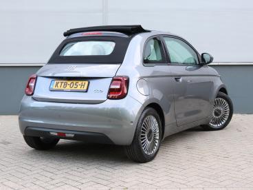 SPOTICAR Fiat 500 500c Icon 42 Kwh | Accu 95% | Camera | Apple Carplay/an Tweedehands - Stadsauto Elektrisch Grijs - De Meern - 1200301659_3