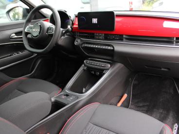 SPOTICAR Fiat 600 E Red 54 Kwh | Apple Carplay / Climate / Cruise Tweedehands - Suv Elektrisch Wit - Tiel - 1200273304_3