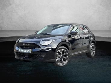 SPOTICAR Fiat 600 1.2 Hybrid 110pk La Prima Automaat | Navigatie | A Tweedehands - Suv Hybride Zwart - Baarn - 1200273689_1