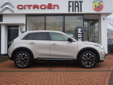 SPOTICAR Fiat 600 1.2 Hybrid Turbo Charged 110pk Automaat La Prima, Tweedehands - Suv Hybride Grijs - Ommen - 1200282437_3