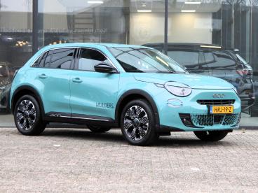 SPOTICAR Fiat 600 1.2 Hybrid La Prima | Navi / Camera / Leder Tweedehands - Suv Benzine Blauw - Tiel - 1200283009_1